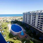 Mare Nostrum Resort